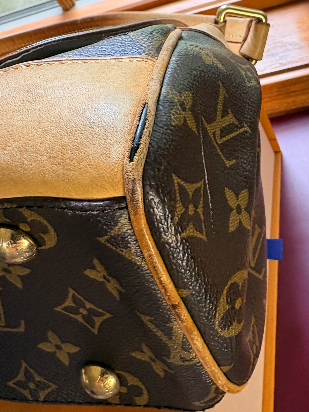 Louis Vuitton Beverly MM Bag. - Picture 14 of 17